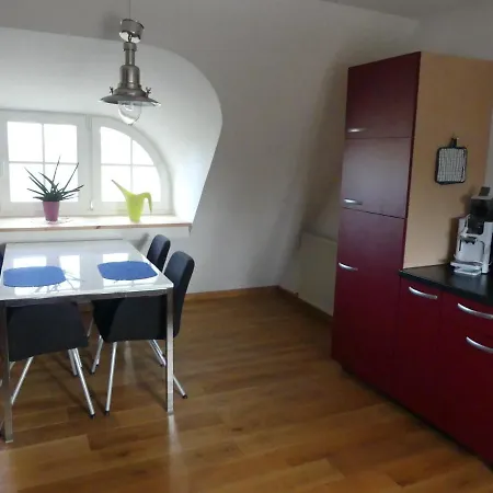 Im Reetdachhaus Hallerhus * Ahrenviol