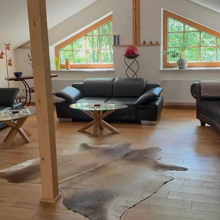 Im Reetdachhaus Hallerhus 아파트 *